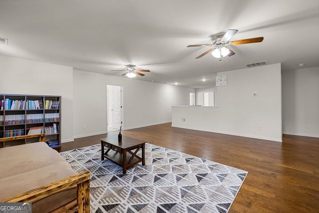 166 Brookview Drive, Newnan, GA 30265