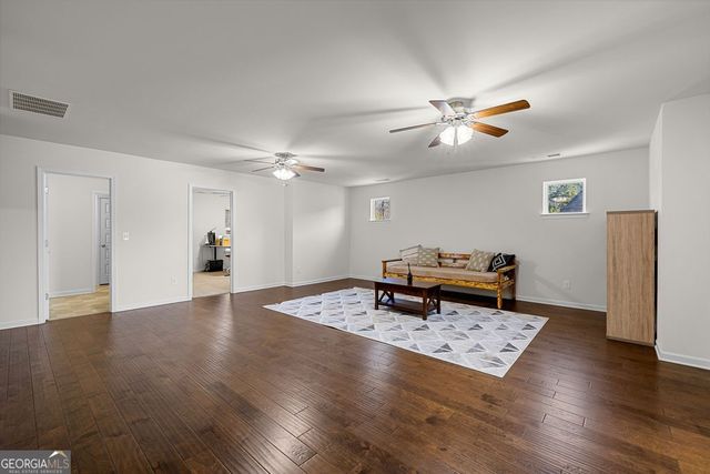 166 Brookview Drive, Newnan, GA 30265