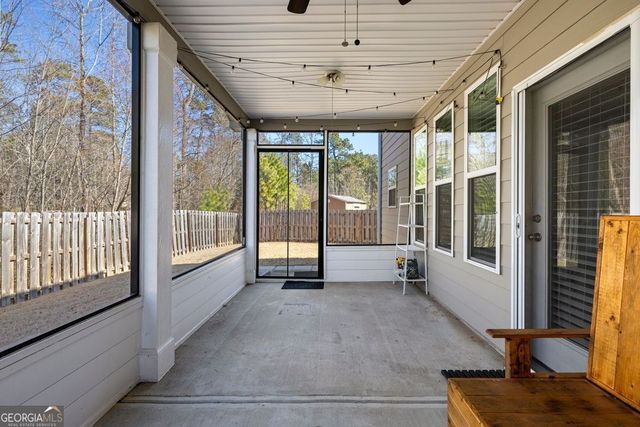 166 Brookview Drive, Newnan, GA 30265