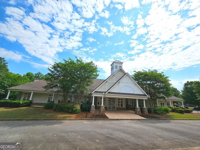 166 Brookview Drive, Newnan, GA 30265