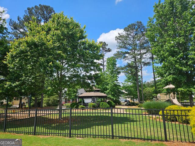166 Brookview Drive, Newnan, GA 30265