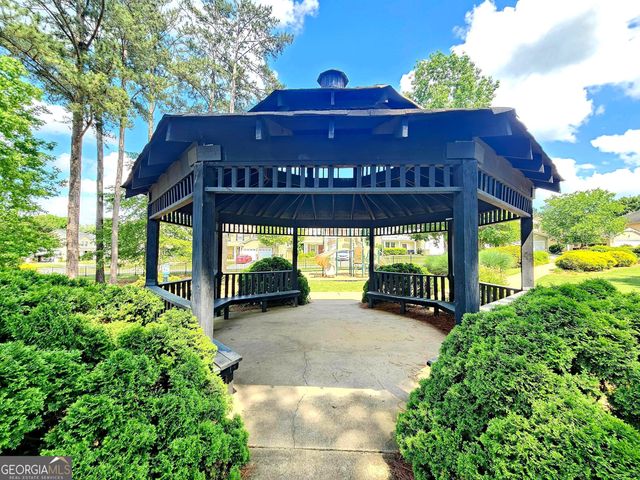 166 Brookview Drive, Newnan, GA 30265