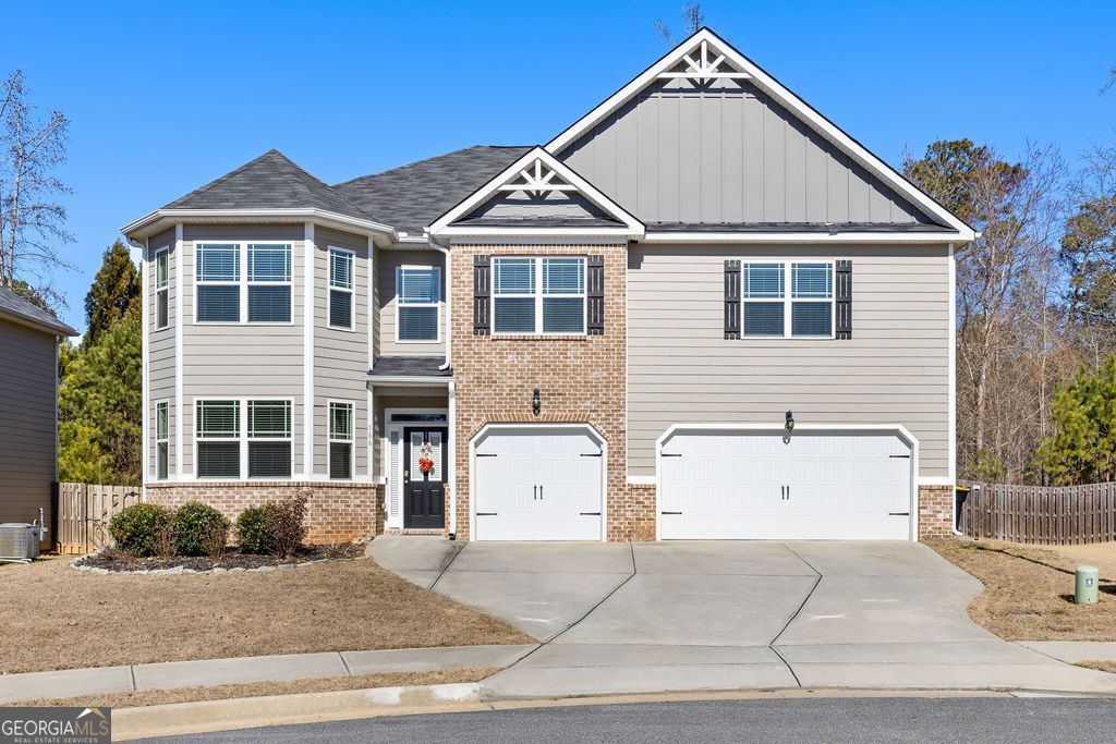 166 Brookview Drive, Newnan, GA 30265