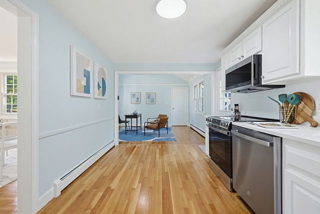 3 Gwynne Rd, Franklin, MA 02038