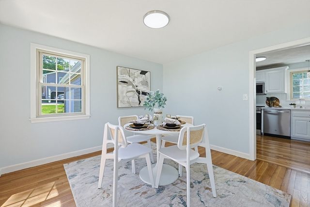 3 Gwynne Rd, Franklin, MA 02038