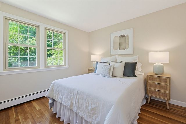 3 Gwynne Rd, Franklin, MA 02038