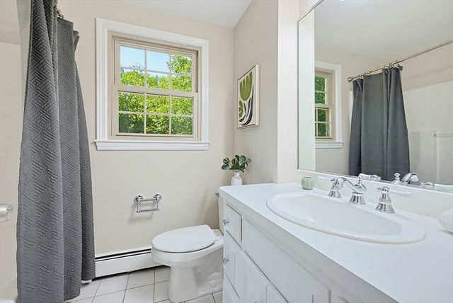 3 Gwynne Rd, Franklin, MA 02038