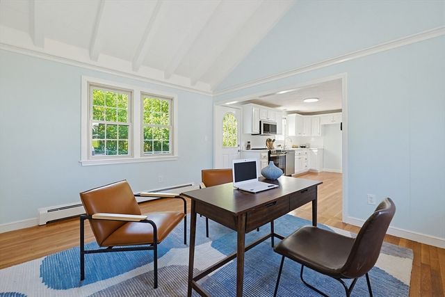 3 Gwynne Rd, Franklin, MA 02038