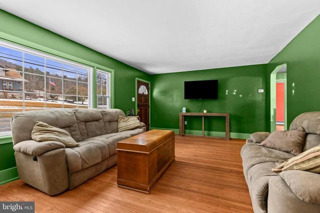 6036 STATE ROUTE 209, Lykens, PA 17048