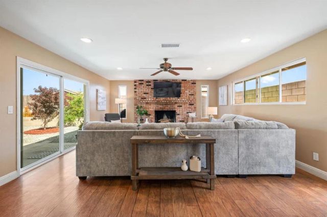 680 Arthur Avenue, Oceanside, CA 92057