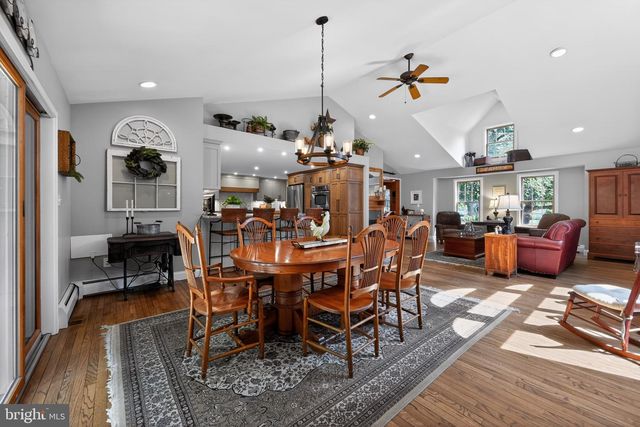 460 WELLS RD, Doylestown, PA 18901