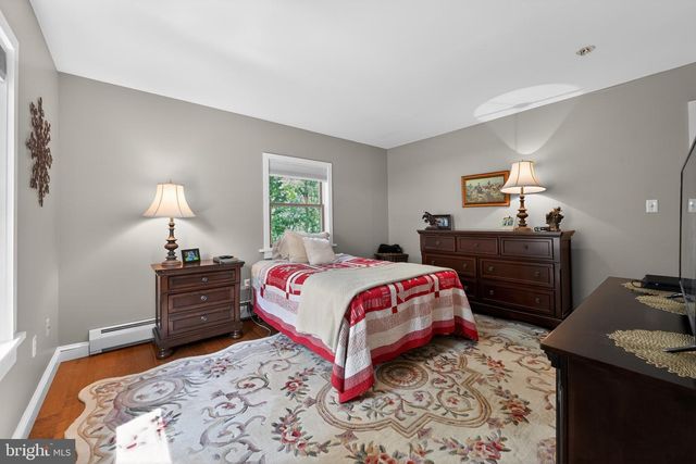 460 WELLS RD, Doylestown, PA 18901