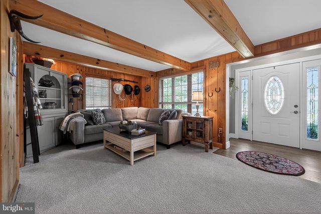 460 WELLS RD, Doylestown, PA 18901