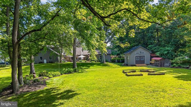 460 WELLS RD, Doylestown, PA 18901