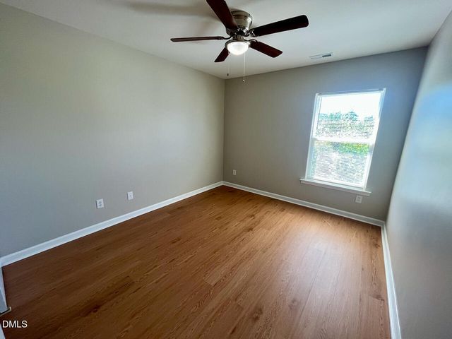 2932 Glade Aster Court, Raleigh, NC 27604