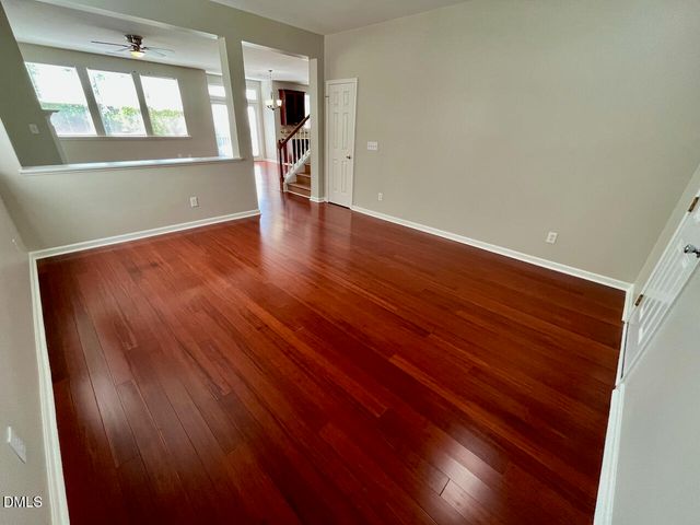 2932 Glade Aster Court, Raleigh, NC 27604