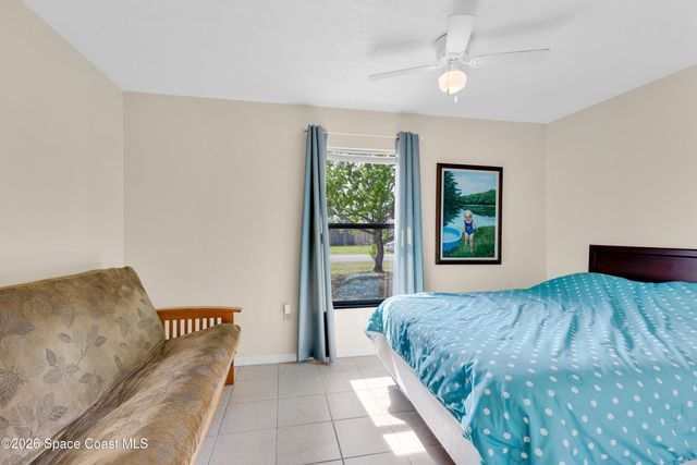 587 Tasco Avenue SW, Palm Bay, FL 32908