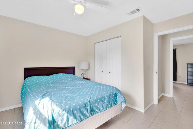 587 Tasco Avenue SW, Palm Bay, FL 32908