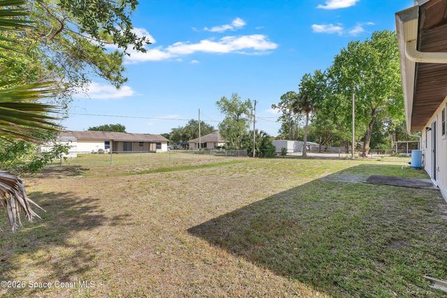 587 Tasco Avenue SW, Palm Bay, FL 32908