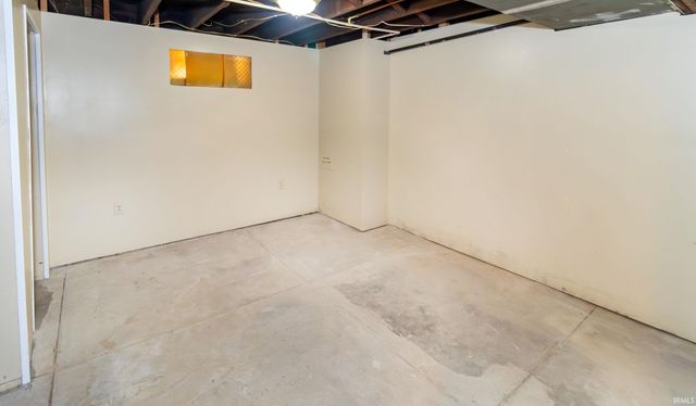 1630 Harmony Way Road, Evansville, IN 47720