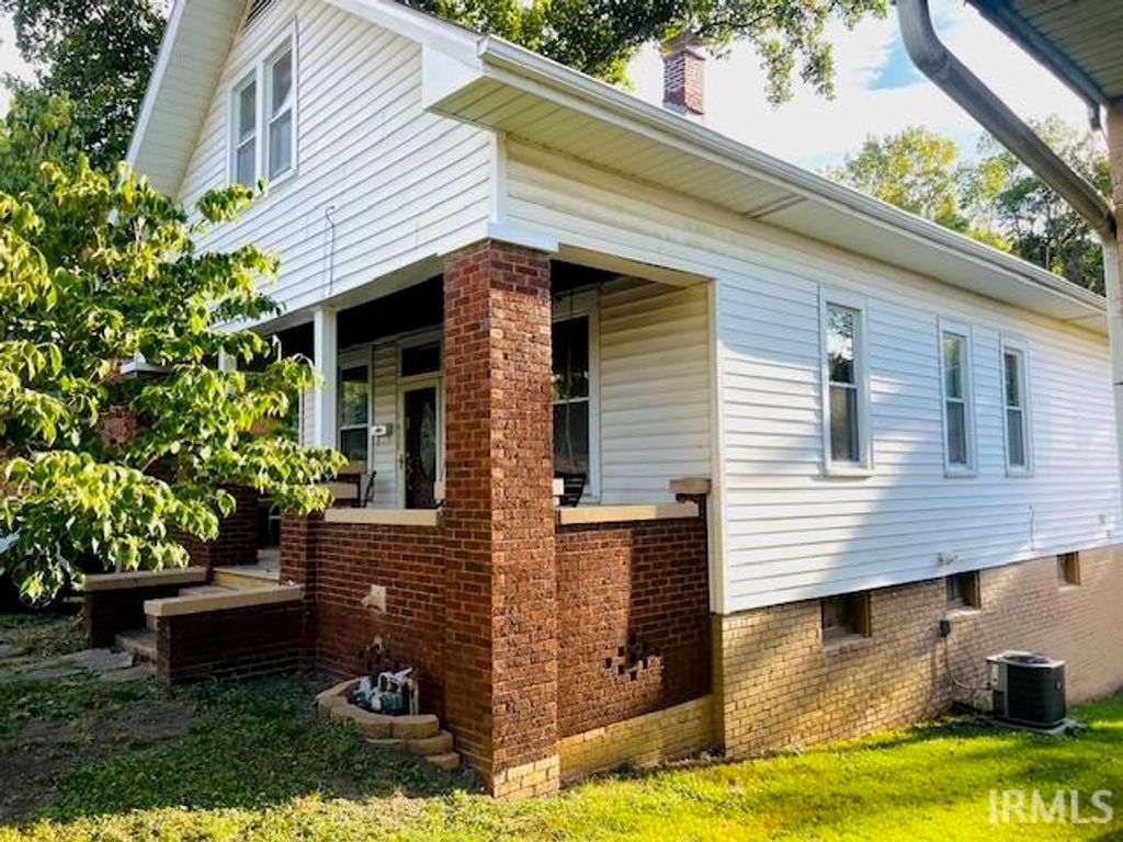 1630 Harmony Way Road, Evansville, IN 47720