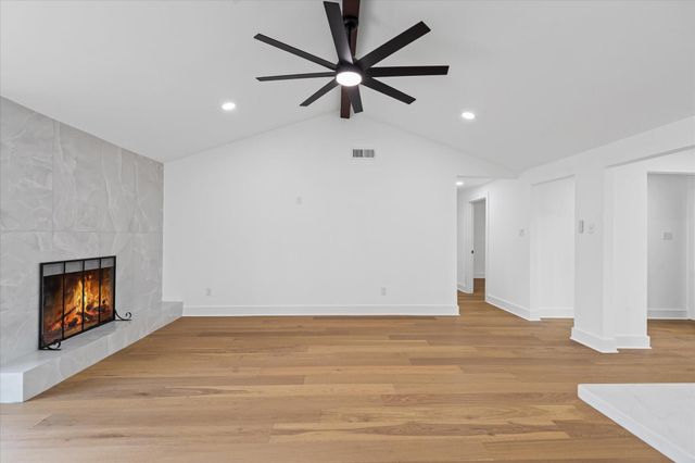 10730 Wickersham Lane, Houston, TX 77042