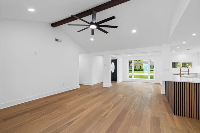 10730 Wickersham Lane, Houston, TX 77042