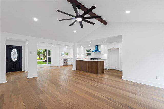 10730 Wickersham Lane, Houston, TX 77042