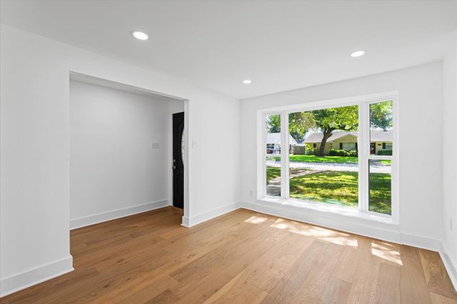 10730 Wickersham Lane, Houston, TX 77042