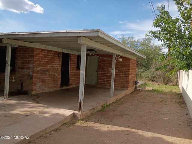 682 W Western Place, Nogales, AZ 85621