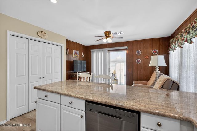 14 Doral Drive, Toms River, NJ 08757