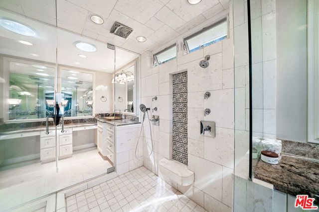 11508 Thurston Circle, Los Angeles, CA 90049