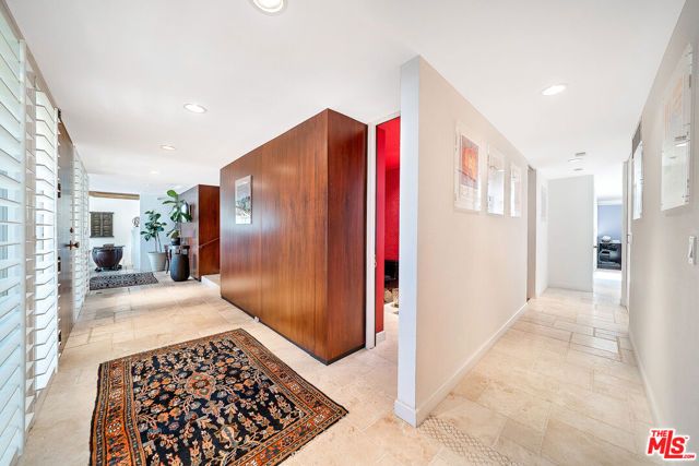 11508 Thurston Circle, Los Angeles, CA 90049
