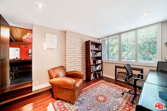 11508 Thurston Circle, Los Angeles, CA 90049