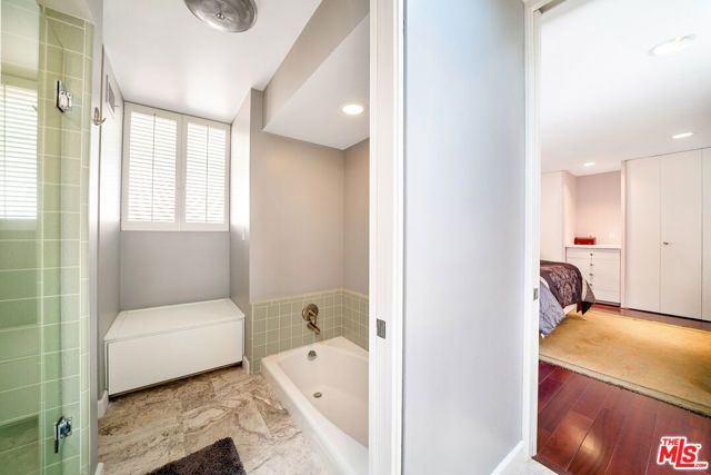 11508 Thurston Circle, Los Angeles, CA 90049