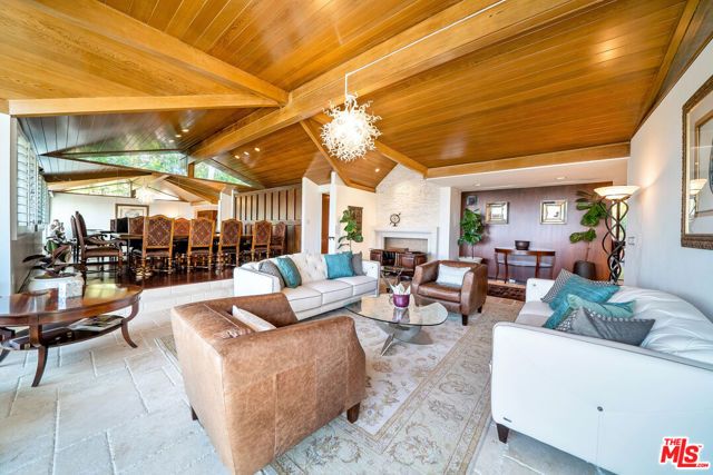 11508 Thurston Circle, Los Angeles, CA 90049