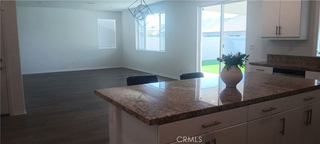 5085 Hoss, Hemet, CA 92545