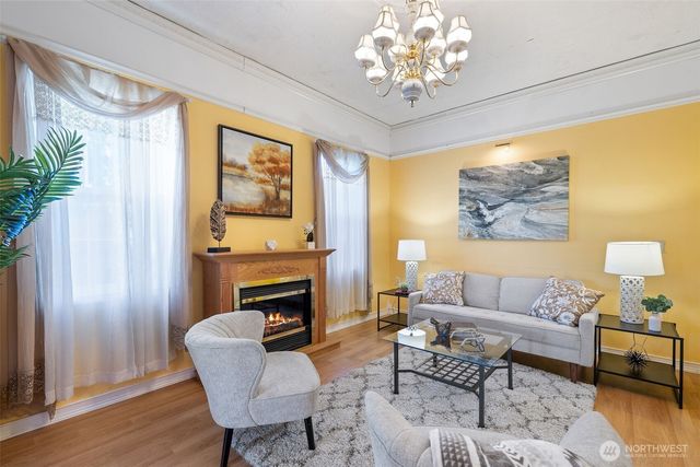 402 W Galena Street, Granite Falls, WA 98252