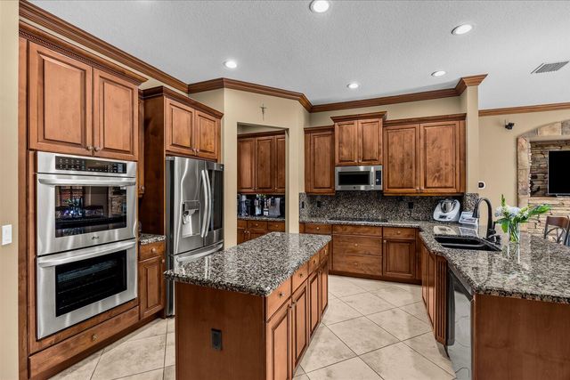 1874 Wood Glen Circle, West Palm Beach, FL 33411