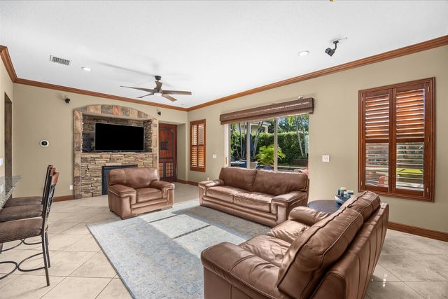 1874 Wood Glen Circle, West Palm Beach, FL 33411