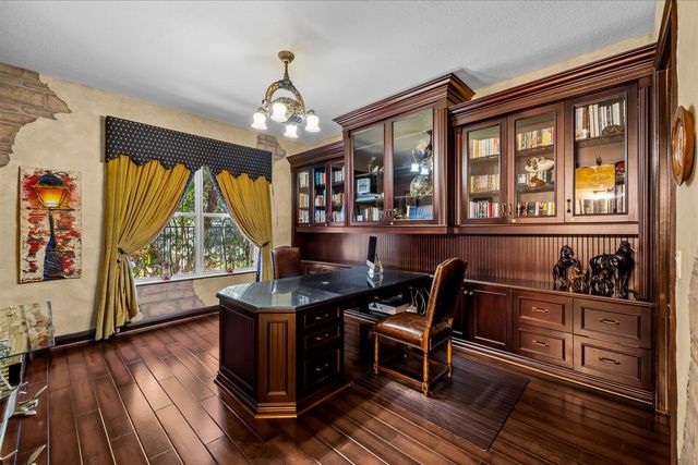 1874 Wood Glen Circle, West Palm Beach, FL 33411