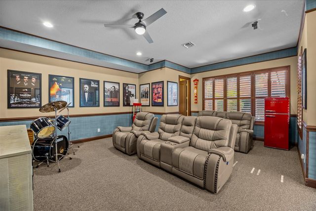 1874 Wood Glen Circle, West Palm Beach, FL 33411