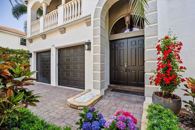 1874 Wood Glen Circle, West Palm Beach, FL 33411