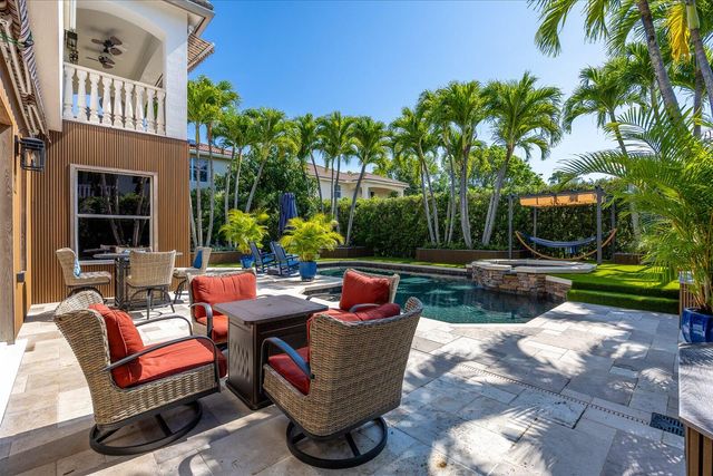1874 Wood Glen Circle, West Palm Beach, FL 33411