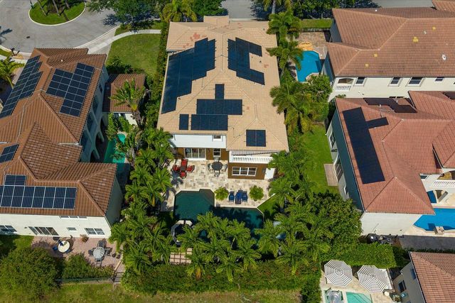 1874 Wood Glen Circle, West Palm Beach, FL 33411