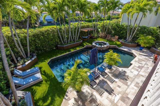 1874 Wood Glen Circle, West Palm Beach, FL 33411