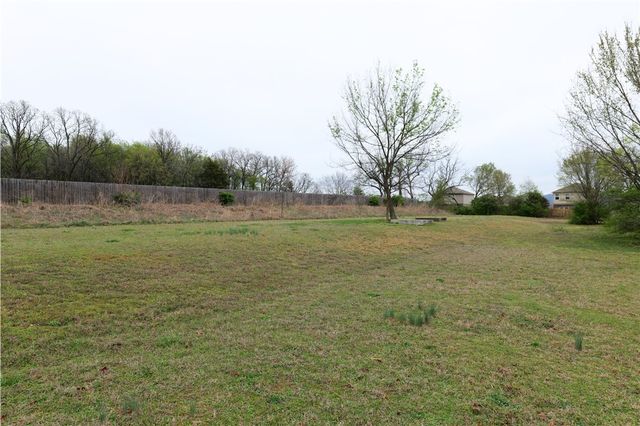 11660 Cactus Jack Road, Farmington, AR 72730