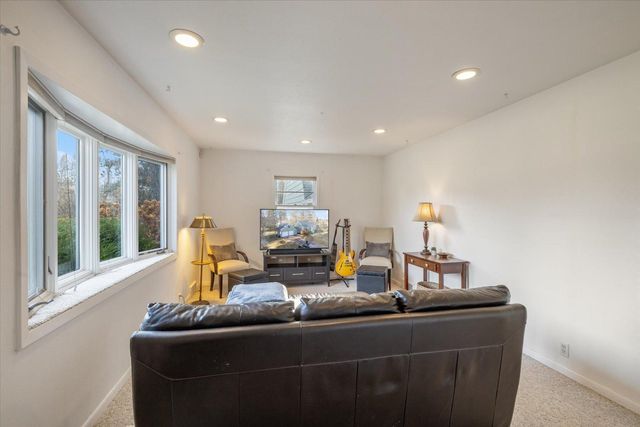 707 La Prairie Avenue, Grand Rapids, MN 55744