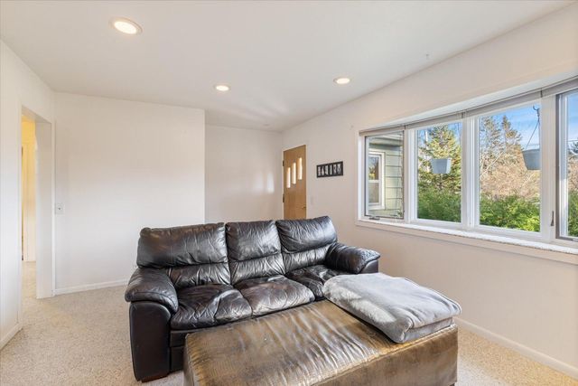 707 La Prairie Avenue, Grand Rapids, MN 55744