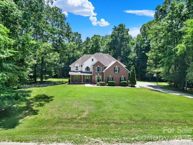 1583 Calder Lane, Clover, SC 29710
